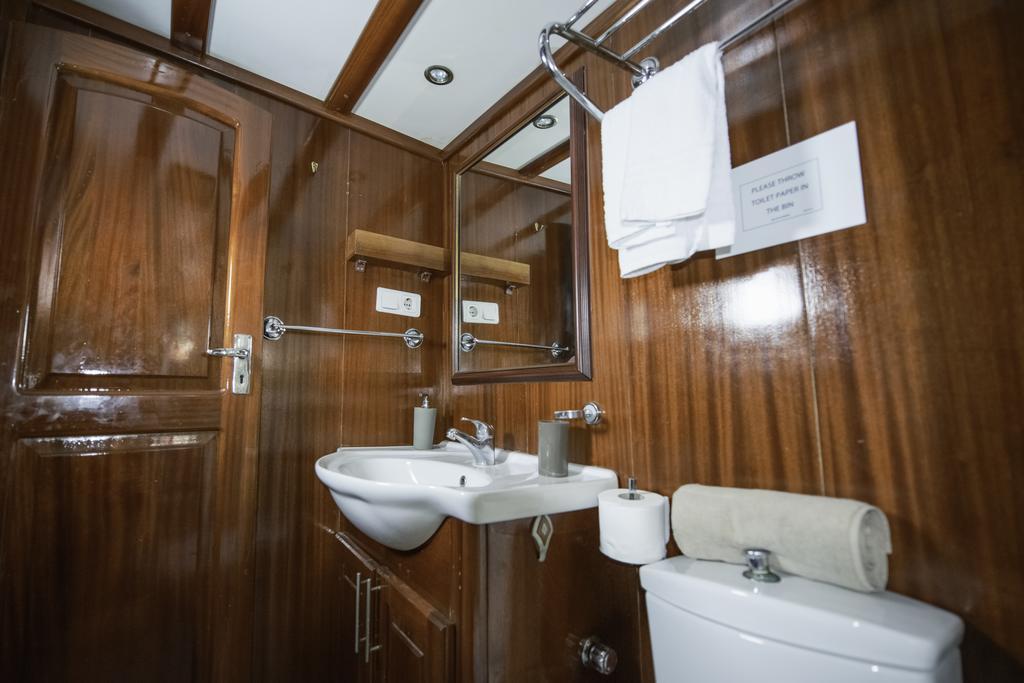 Botel Tersane Iv 2*